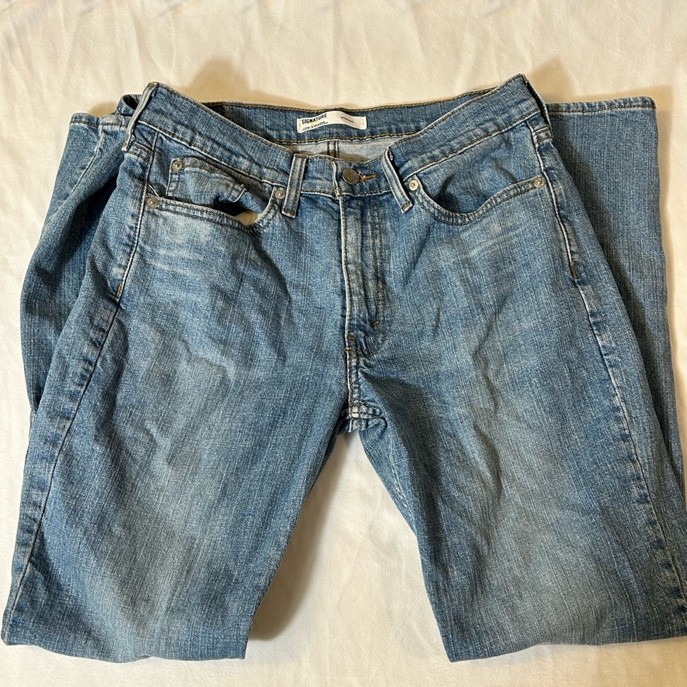 Levis Straight Cut Denim Jeans